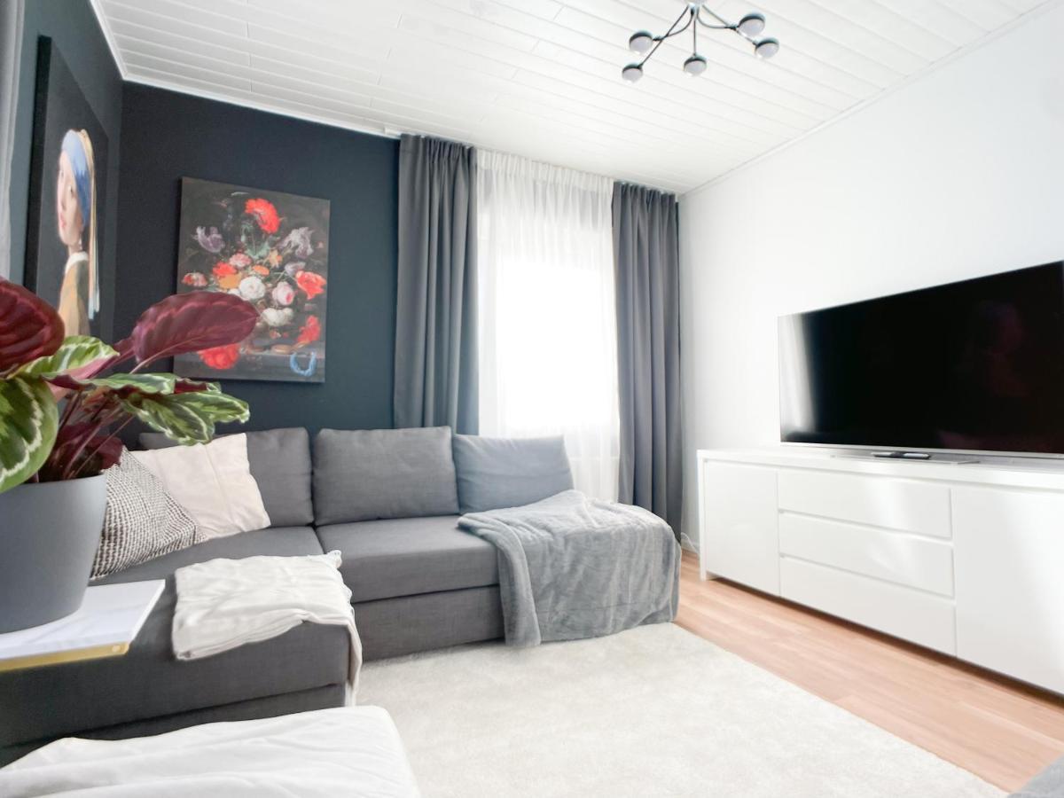 M-Style 01 Apartment Mit Terrasse Und Gasgrill, 24H Self-Check-In, Free Parking, Netflix Núremberg Exterior foto